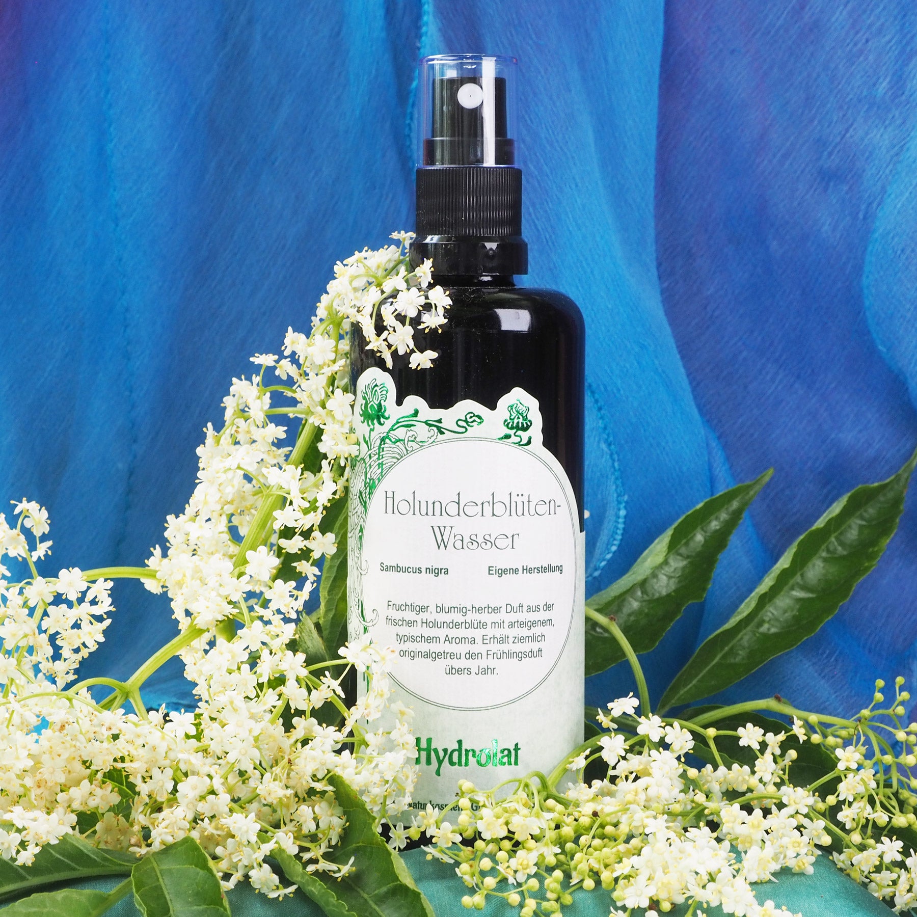 Holunderblütenwasser